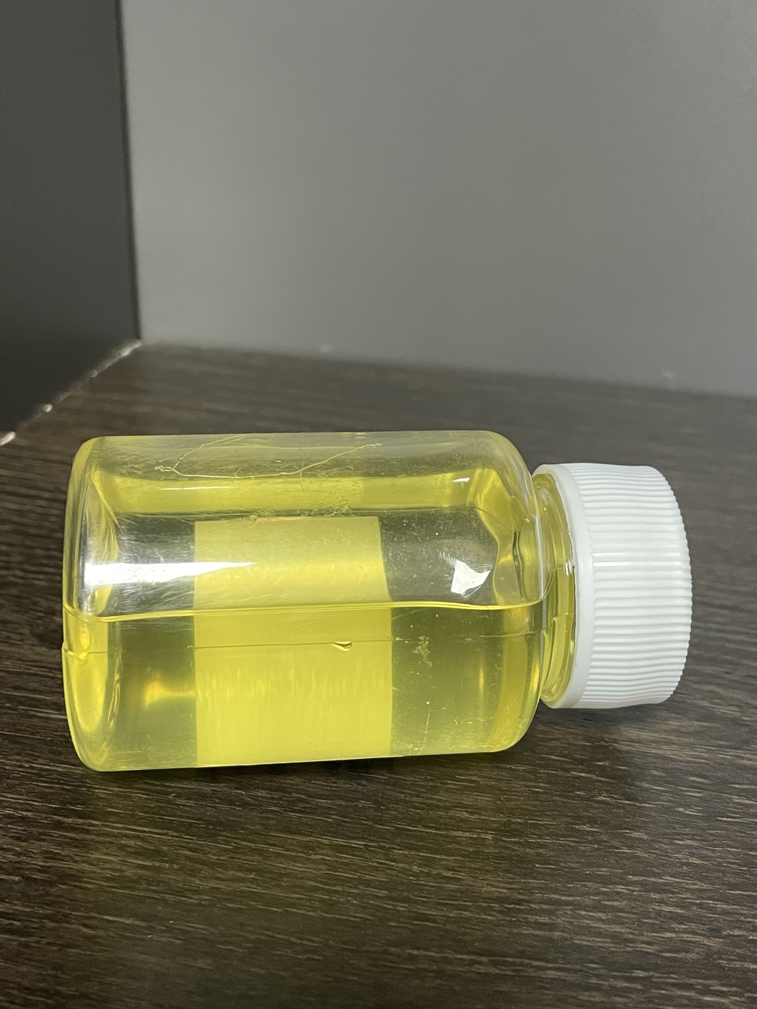 amine-HCA ™ P-1000 ที่มีประสิทธิภาพสูงแอมเบอร์วิสตี้ของเหลว diamine chain extender สำหรับกาว